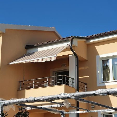 Apartment Pikulo Новалья Экстерьер фото